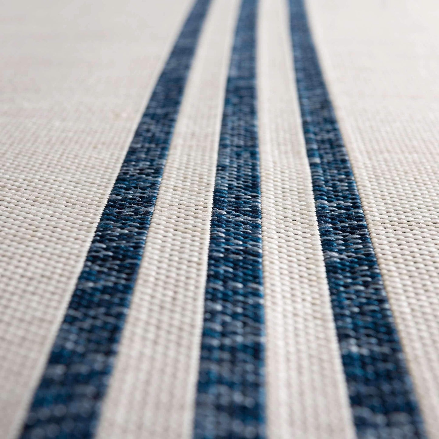 Unique Loom Outdoor Collection Area Rug - Anguilla (3' 3" x 5' 3" Rectangle, Ivory/ Blue)