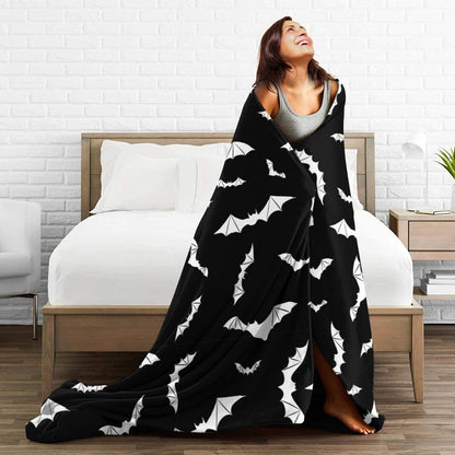 Bats Halloween Goth Fleece Flannel Blanket Throw Warm Lightweight Blankets for Home Office All Season (Bats Halloween Goth, 50X40)