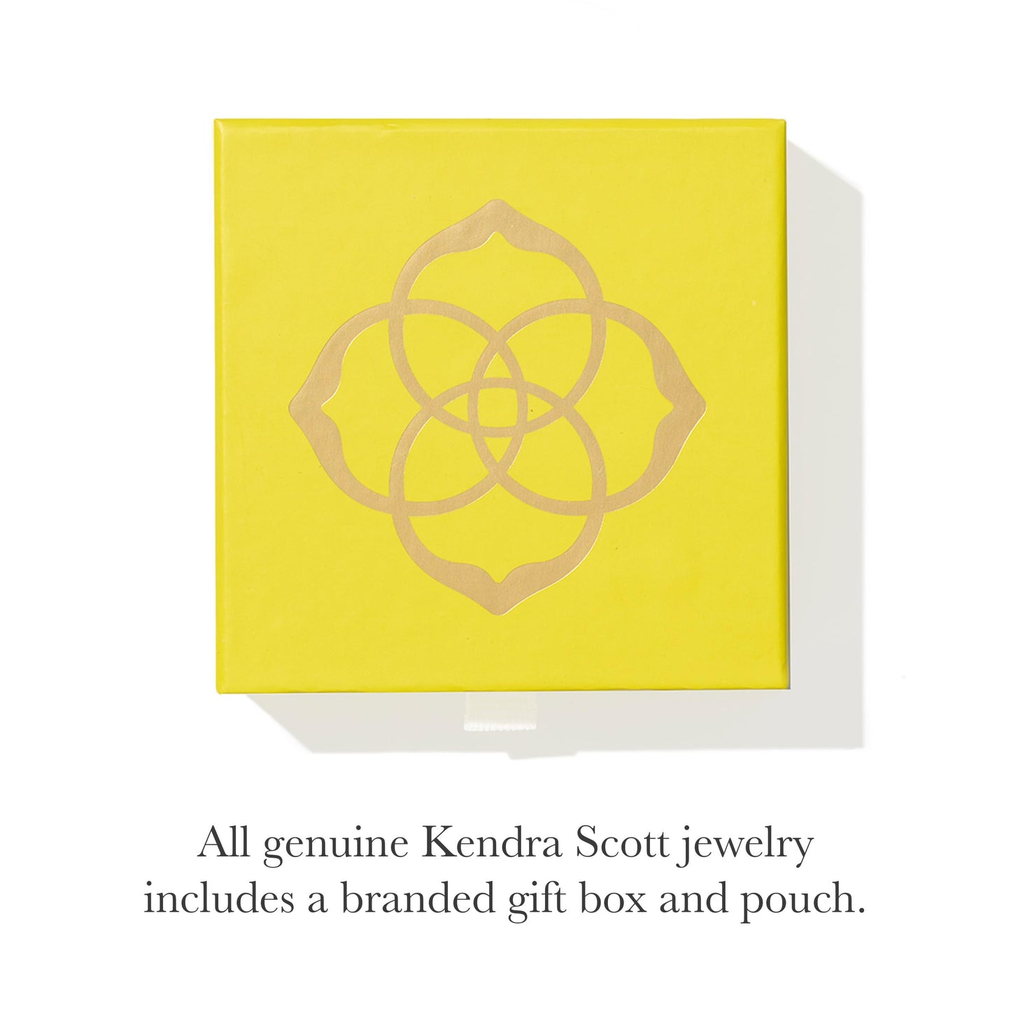 Kendra Scott Elisa Short Pendant Necklace for Women, Dainty Fashion Jewelry, 14k Gold-Plated Brass, Emerald Cat's Eye
