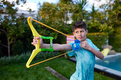 Bunch O Balloons Slingshot + 6 Balloon Bunches (200+ Balloons) by ZURU Rapid-Filling Self-Sealing Water Balloons, for Outdoor, Family, Friends, Children Summer Fun