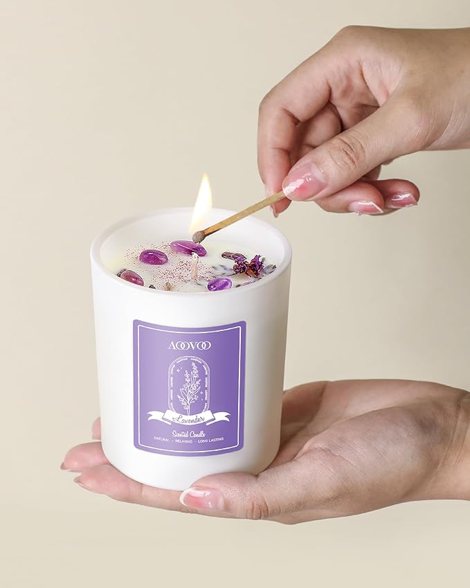 AOOVOO Lavender Scented Candles for Women - Aromatherapy Candle with Crystals Inside, 10oz Soy Candles for Home Scented, Birthday Gifts Christmas Candle for Women Mom