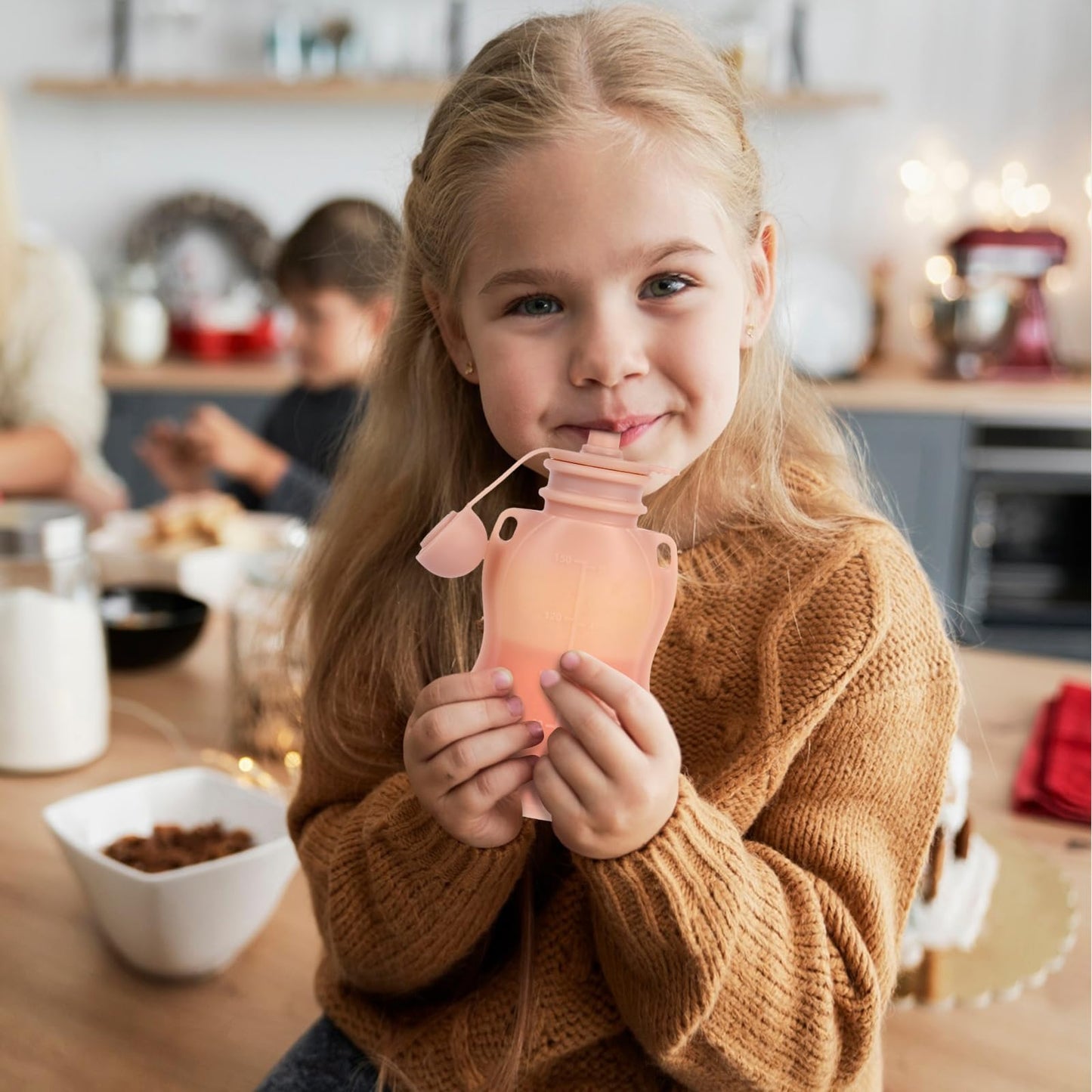 Eascrozn Reusable Baby Food Pouches with Straws, 4 Pack Refillable Silicone Squeezable Pouch for Kids Toddlers, BPA Free, Baby Food Storage Containers for Make Homemade, 5 oz