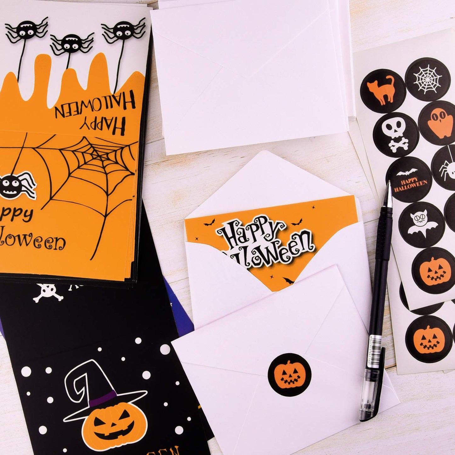 TUPARKA 30 Pack Halloween Greeting Cards with Envelopes and Halloween Stickers, 6 Halloween Designs