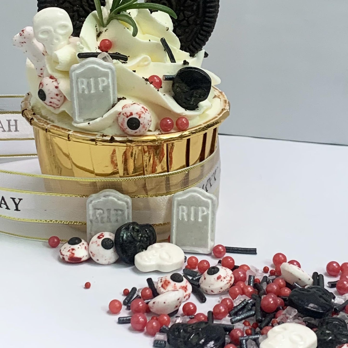 Sentovac Halloween Sprinkle Tombstone Skull Bloody Eyes Bones Red Peals Sprinkles Mix Edible for Cake Decorating Sugar Candy Cookie Cupcake Topper Baking Decorations Halloween Christmas Supplies