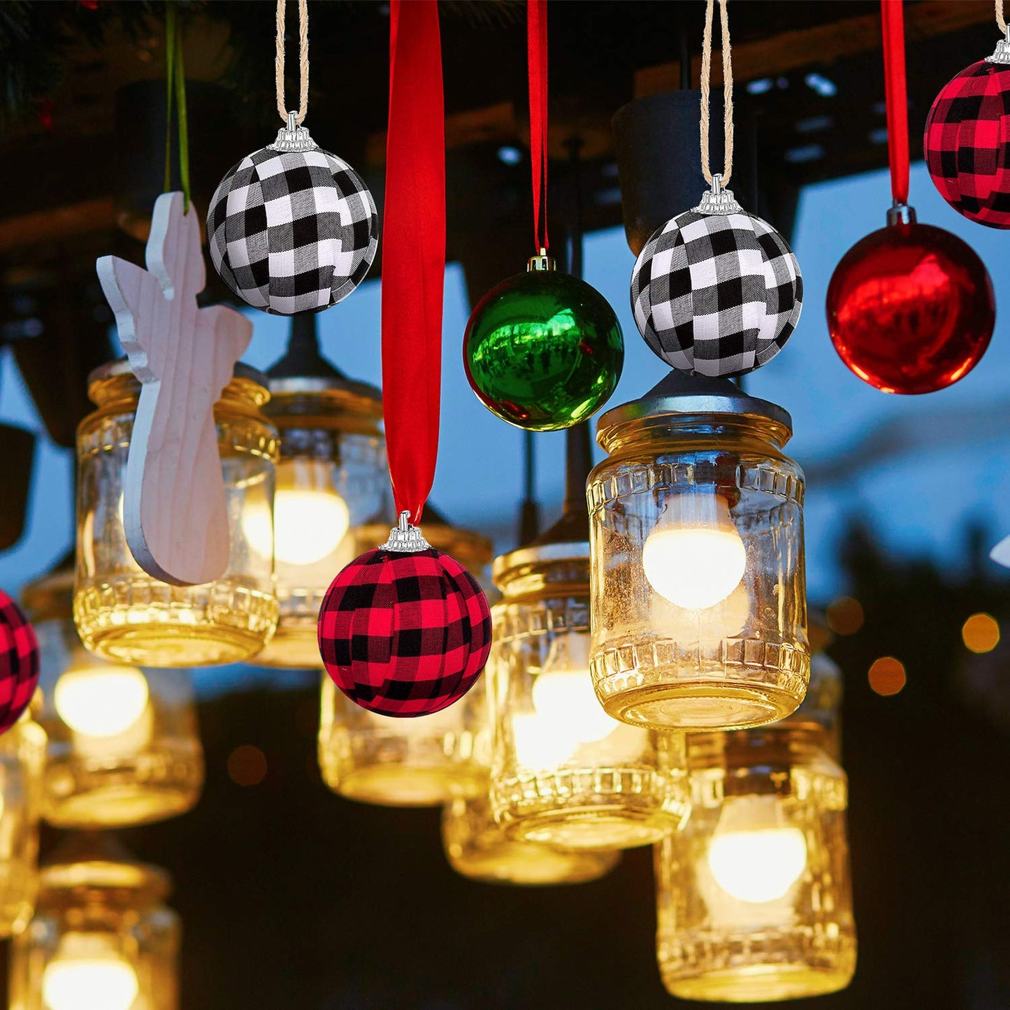 12 Pieces Christmas Buffalo Plaid Fabric Ball Ornament Decorative Plaid Ball Hanging Ornament for Christmas Farmhouse Decorations Supplies (White and Black, Red and Black)