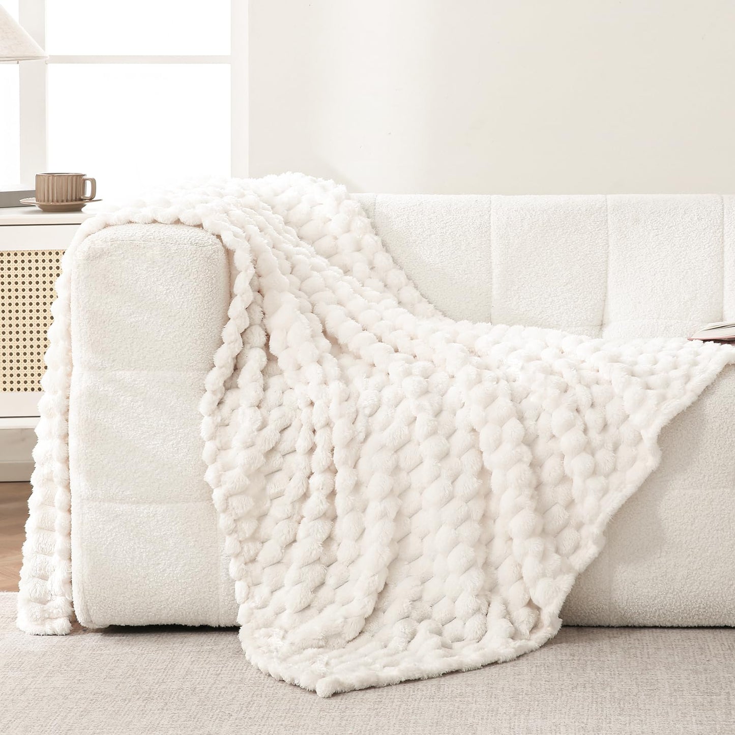 Bnuitland Ivory Super Soft Flannel Throw Blanket, 3D Clouds Stylish Jacquard Lightweight Blanket for Bed,Sofa,Couch,Home Decor, 300 GSM Fleece Cozy Warm, Suitable for All Seasons, 50X70 inches