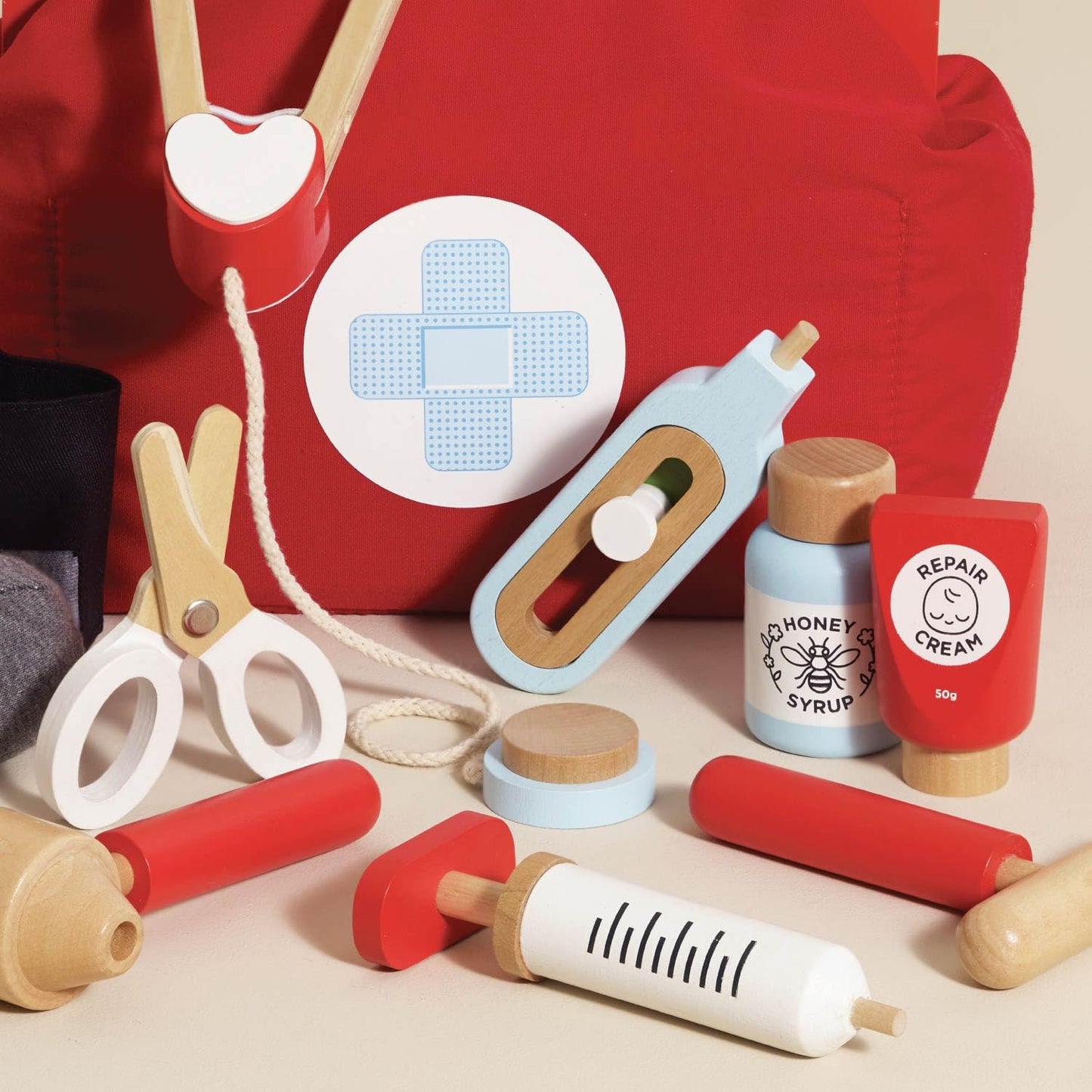 Le Toy Van Wooden Honeybake Doctors Play Set With Thermometer, Syringe, Stethoscope, Blood Pressure Gauge Plus More Role Play Toy