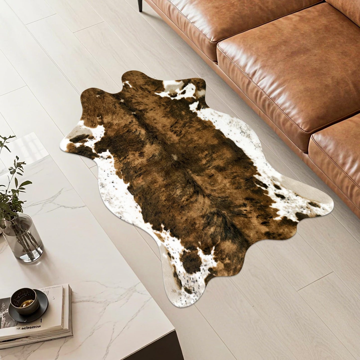 Fixseed Faux Cowhide Rug Cow Print Rug Animal Area Carpet Washable Rugs for Bedroom Living Room Western Decor 43.3" L x 29.5" W(3.6ft x 2.5ft)，Brown