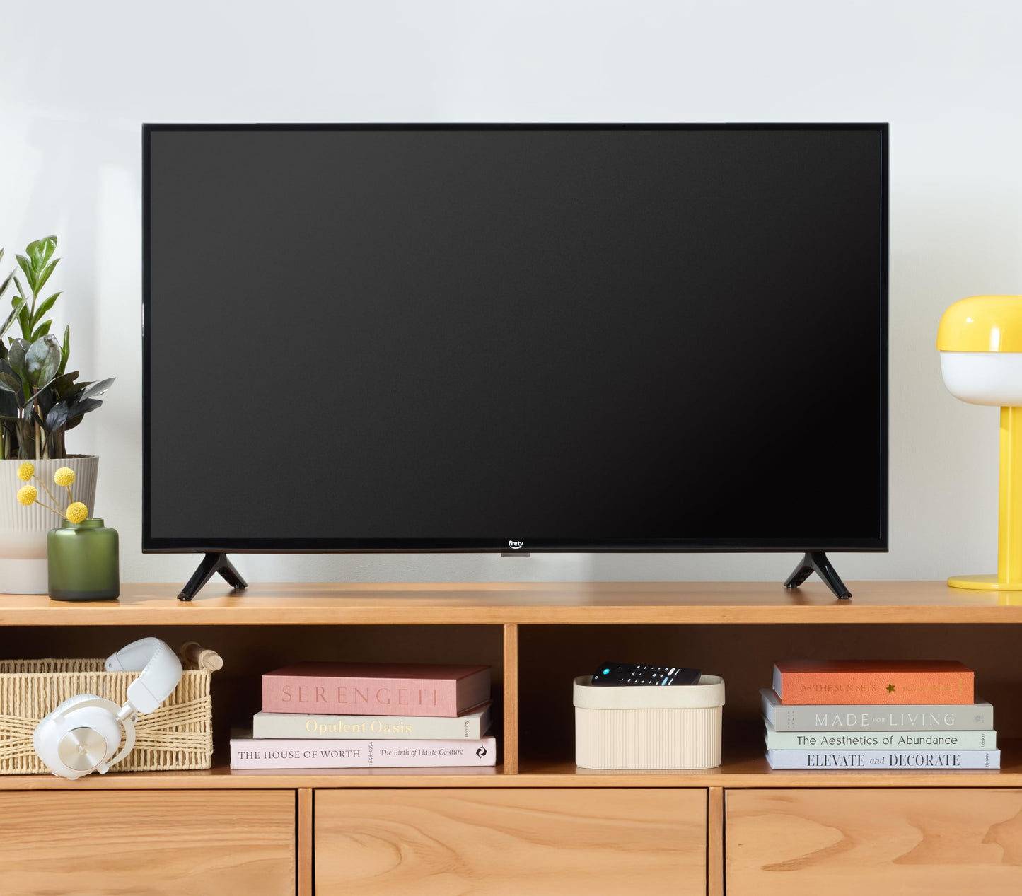 Amazon Basics Micro SDXC Memory Card with Full Size Adapter, A2, U3, Read Speed up to 100 MB/s, 128 GB, Black