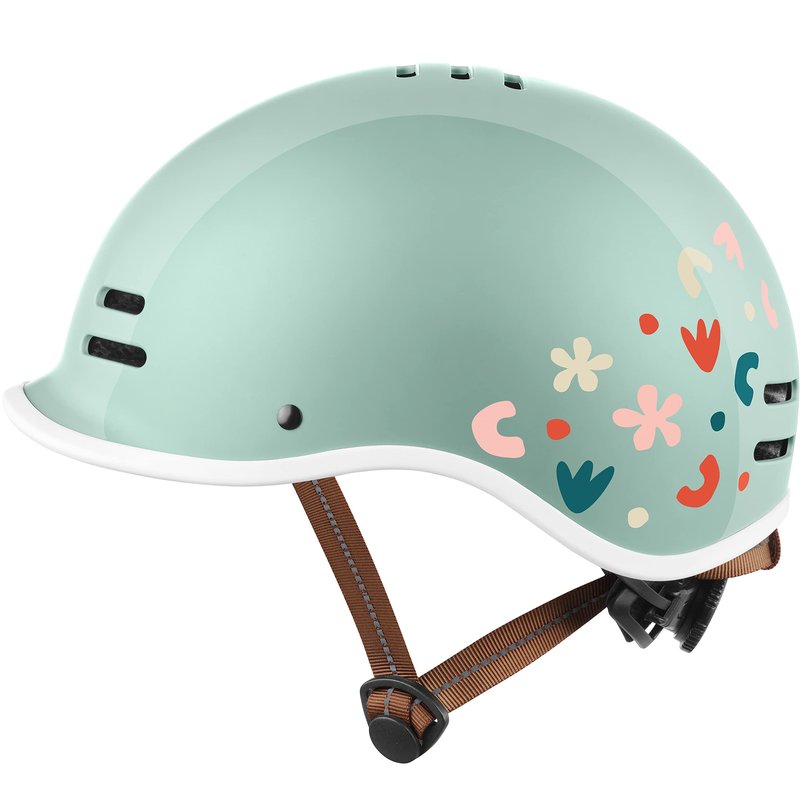 Retrospec Remi Kids Bike Helmet with Built-in Sun Visor - Adjustable Youth & Toddler Safety Gear for Cycling, Skating & Scooters - 11 Air Vents, Washable Padding & Reflective Straps