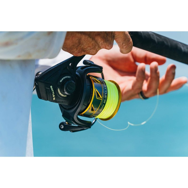 PENN Battle III Spinning Inshore Fishing Reel, HT-100 Front Drag, max of 12lb | 6kg, Made with Sturdy All-Aluminum Composition for Durability, Black Gold