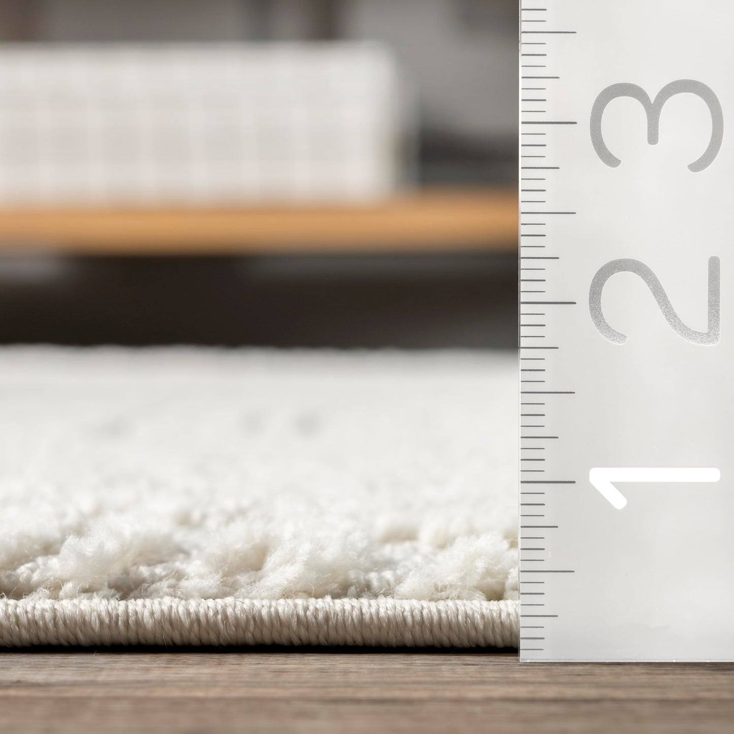 nuLOOM Kerry Textured Geometric Tasseled Area Rug - 4x6 Area Rug Transitional Ivory Rugs for Living Room Bedroom Dining Room Kitchen