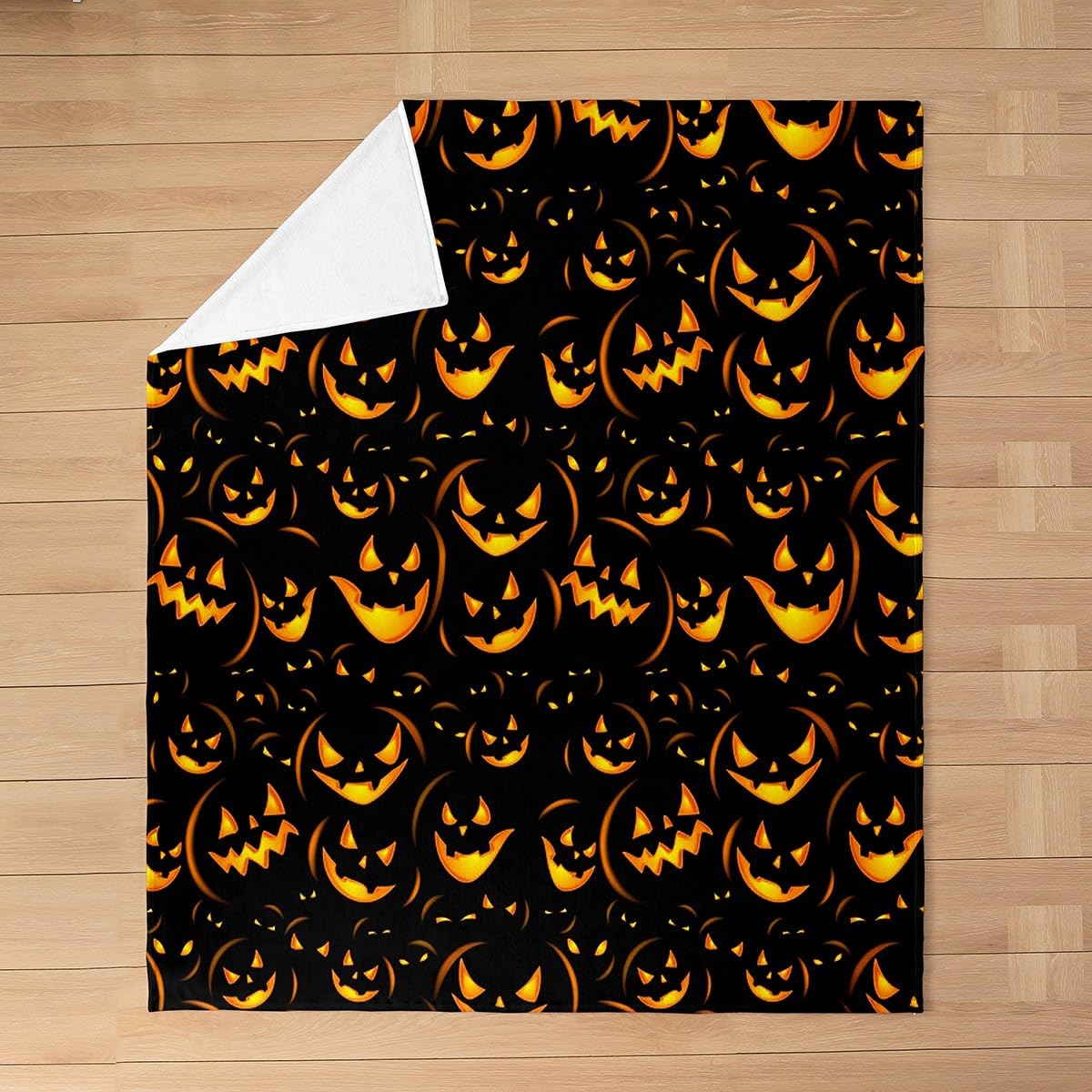 Pumpkin Lantern Flannel Fleece Throw Blanket Queen 90"x90" Halloween All Season Bed Blanket for Sofa Couch Pumpkin Lantern Fuzzy Blanket Utra Soft Magic Plush Blanket Yellow