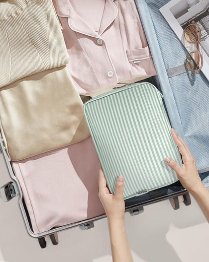 Travel Hanging Toiletry Wash Bag Toiletry Bags for Women Toiletries Bag Washbag Makeup Cosmetic Organizer for Men Girls (Mint Green Stripe)