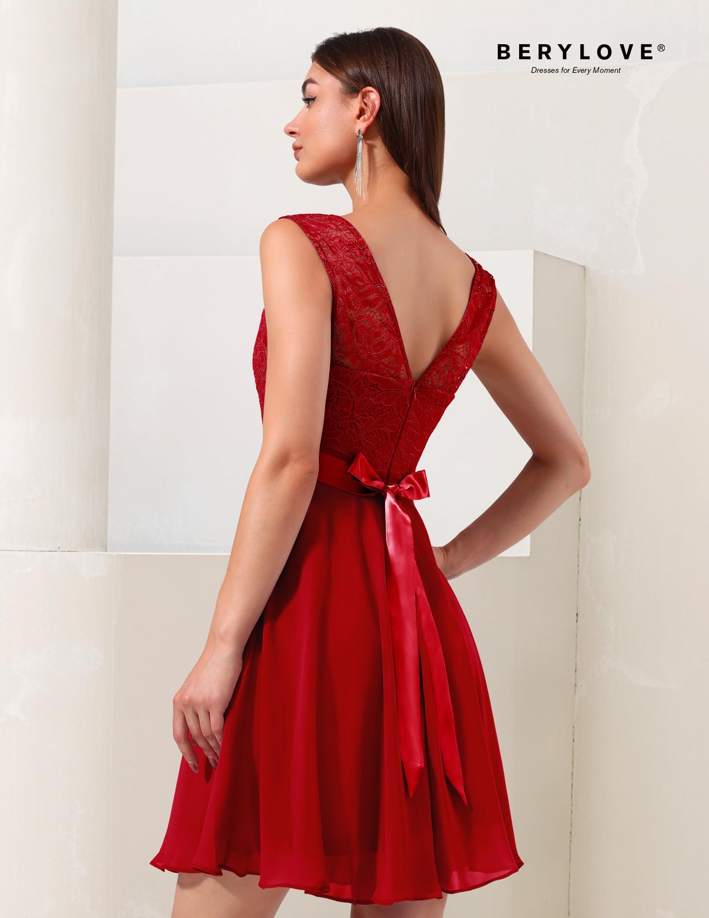 BeryLove Women's Short Homecoming Dresses for Teens Sleeveless Flowy A Line Wedding Guest Lace Cocktail Prom Formal Dress 05 B-Red L