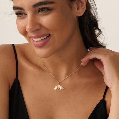 BSGRL Dainty Gold Necklace - 14K Gold-plated Big Flying Bat Animal Necklace for Women 16.5"+2"