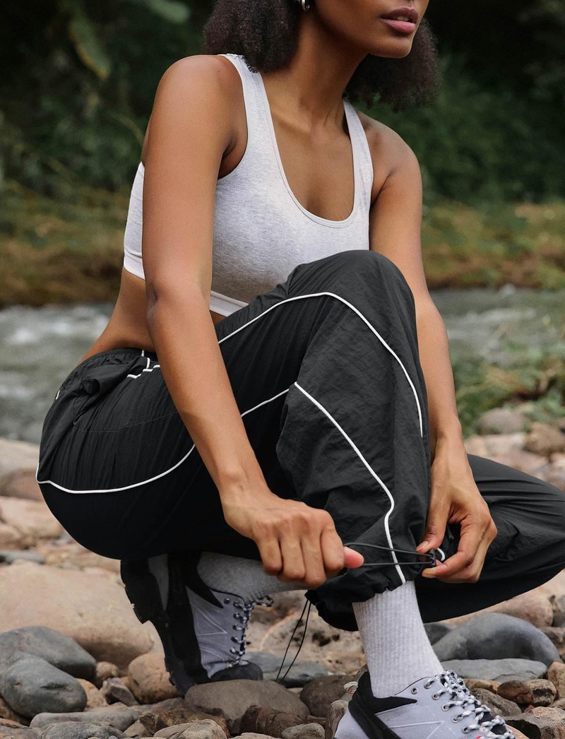Yousify Womens Baggy Parachute Pants Wide Leg Elastic Waisted Contrast Track Pants Y2K Hiking Jogger Sweatpants with Pockets Black