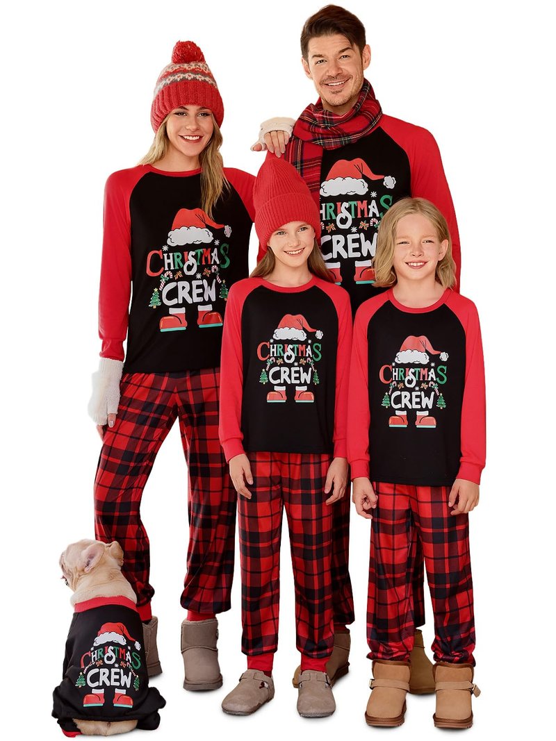 Haloumoning Family Christmas Pajamas Matching Sets Xmas PJs Sets Holiday Jammies Sleepwear Black