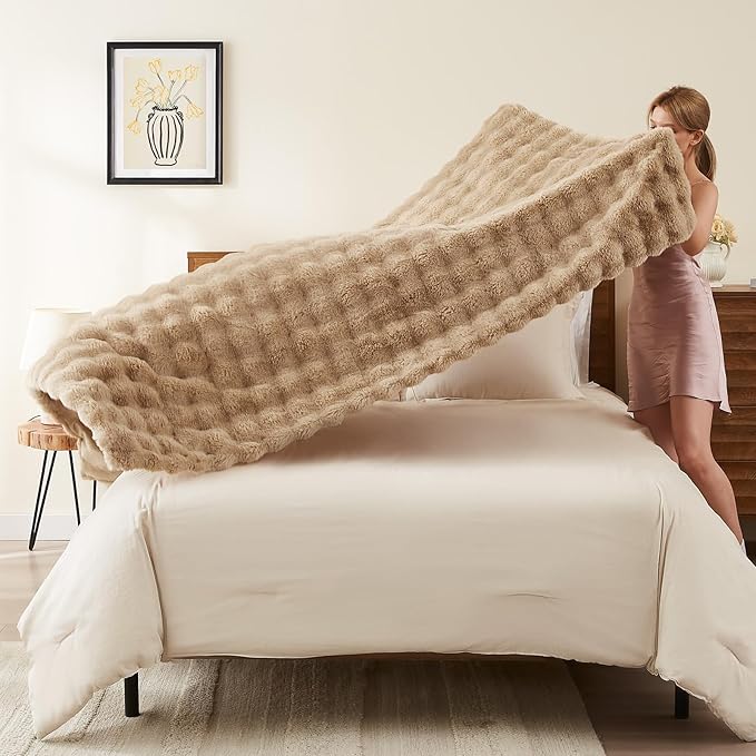 L'AGRATY Faux Rabbit Fur Blanket: 60" x 80" Twin Luxury Soft Fluffy Thick Fur Throw Blanket for Couch Bed - Cozy Plush Bubble Blankets for Winter: Flannel Fleece Decorative Blanket(Milk Tea Brown)