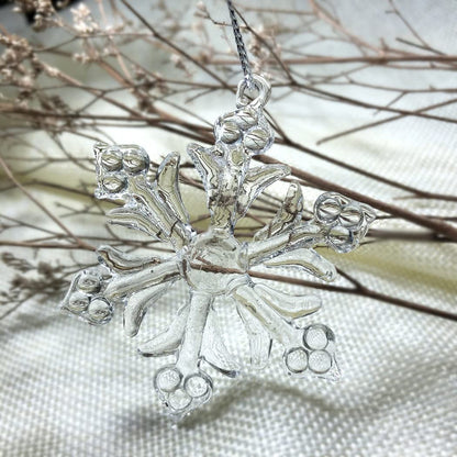 Style Glass Clear Glass Snowflake Ornament Winter Christmas Tree Hanging Decorations (12 Pieces).