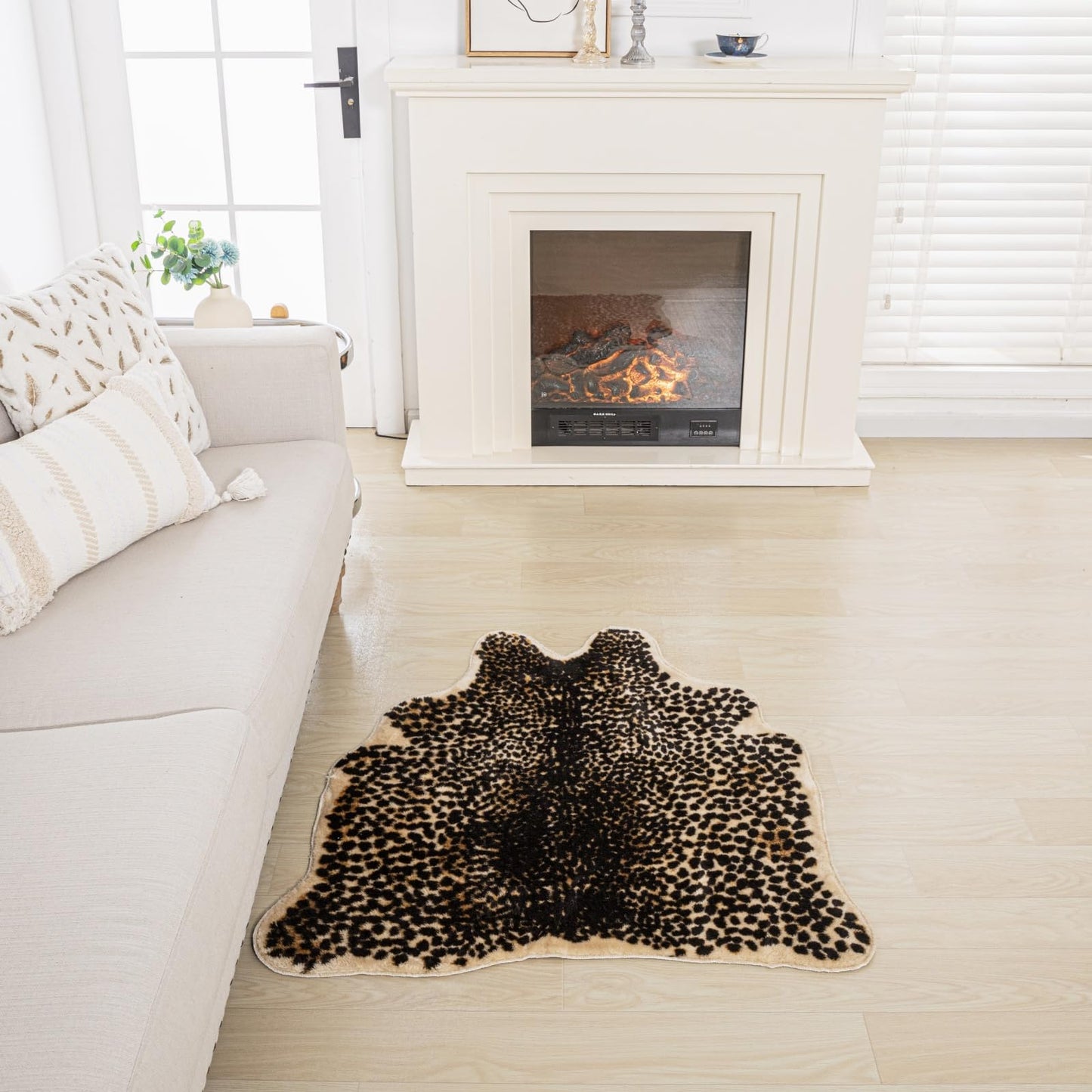 Beawelkomjo Cheetah Print Rug - Stylish Leopard Rug Faux Animal Print, Thick TPR Non-Slip Animal Print Floor Mat for Living Room, Dorm, Apartment (Cheetah Print 37x41In)