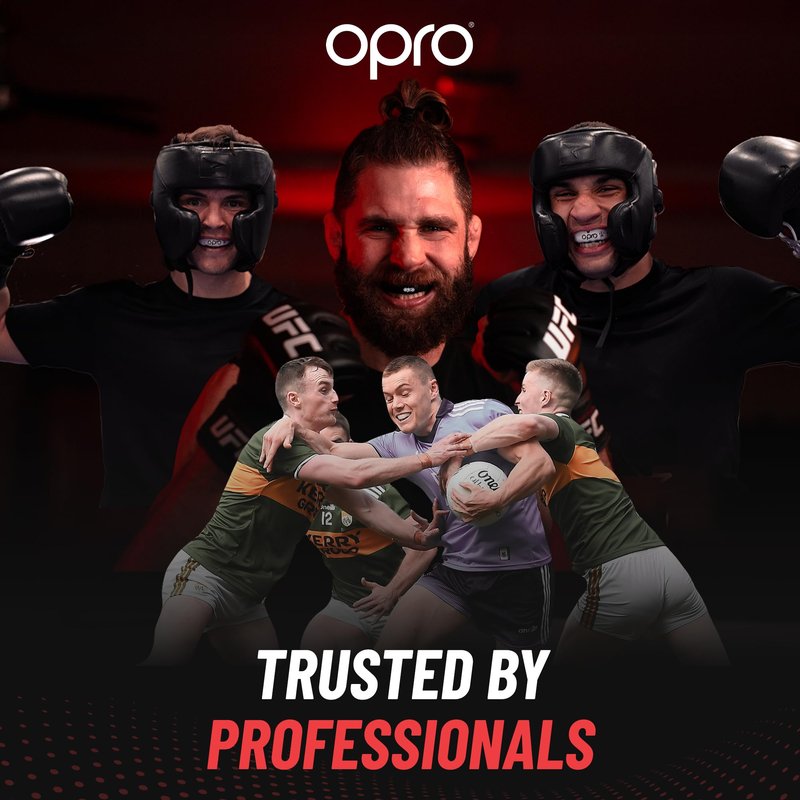OPRO Silver Level Moldable Mouth Guard Essential Fit (Clear) Adult & Kids Boxing Mouthguard for MMA & Impact Sports, Easy Self-Fit Mouth Guard for Sports, Football & Hockey - Includes Case