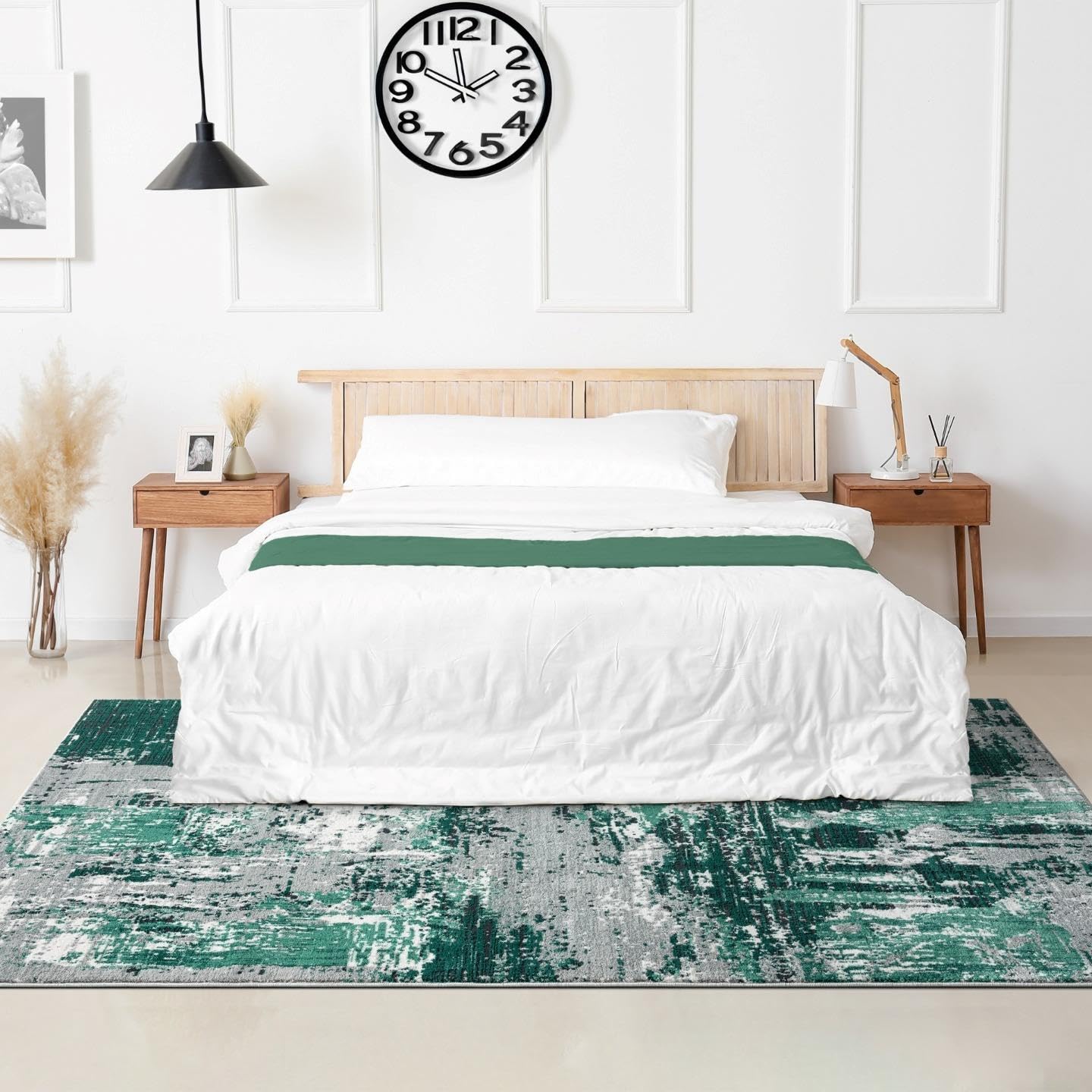 LUXE WEAVERS Abstract Distressed Green 4x5 Area Rug
