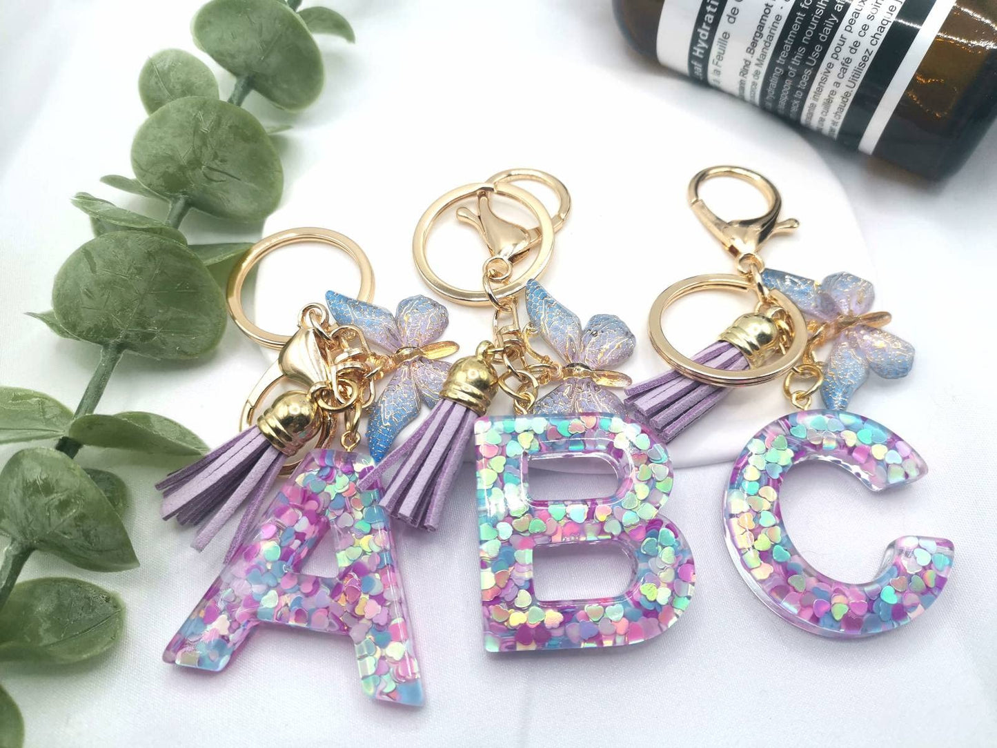 Meefisher Purple-Blue Resin Alphabet Initial Letter Bulk A-Z Keychain Tassel Butterfly Pendant Bag Charms Key Ring for Backpack Purse Wallet Handbags Car Keys Women,Cute,V