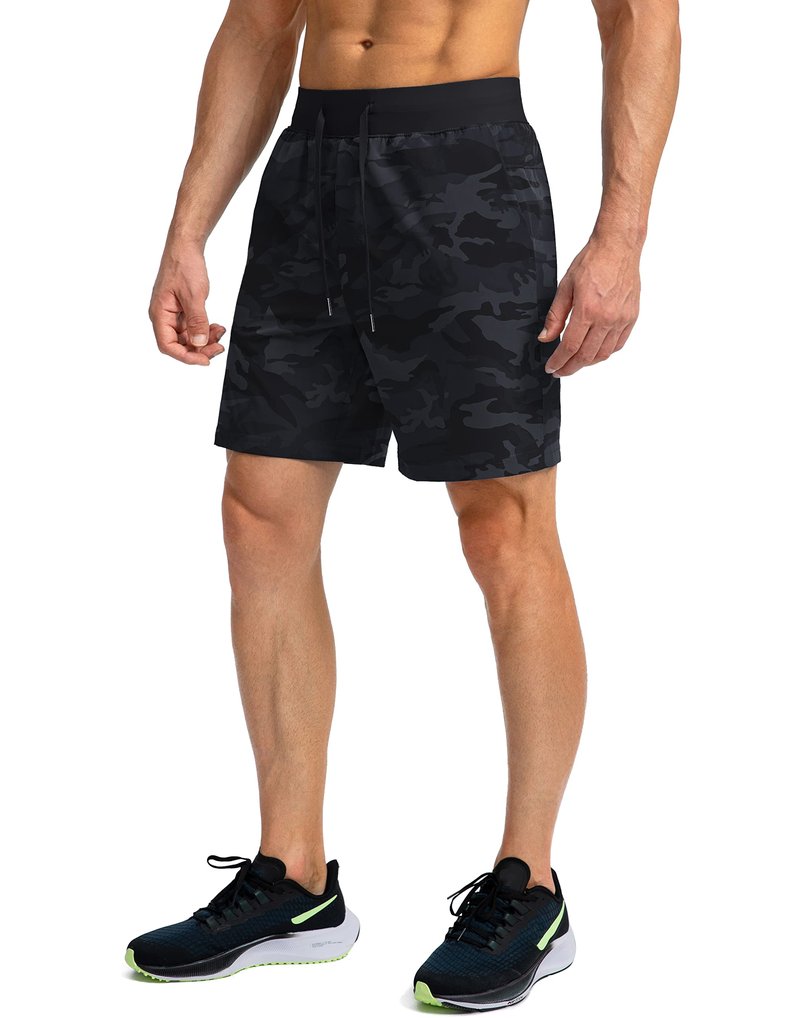 Soothfeel Men's Running Shorts with Zipper Pockets 7 Inch Lightweight Quick Dry Gym Athletic Workout Shorts for Men (Grey Camo, M)