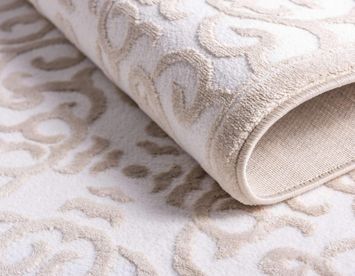 Unique Loom Rushmore Collection Area Rug - Johnson (7' 1" x 10' Rectangle, Snow White/ Beige)