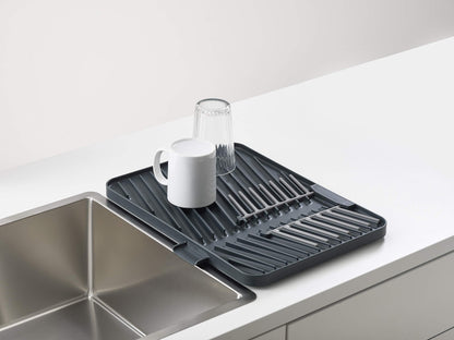 Joseph Joseph Flip-up Adjustable draining board - Grey