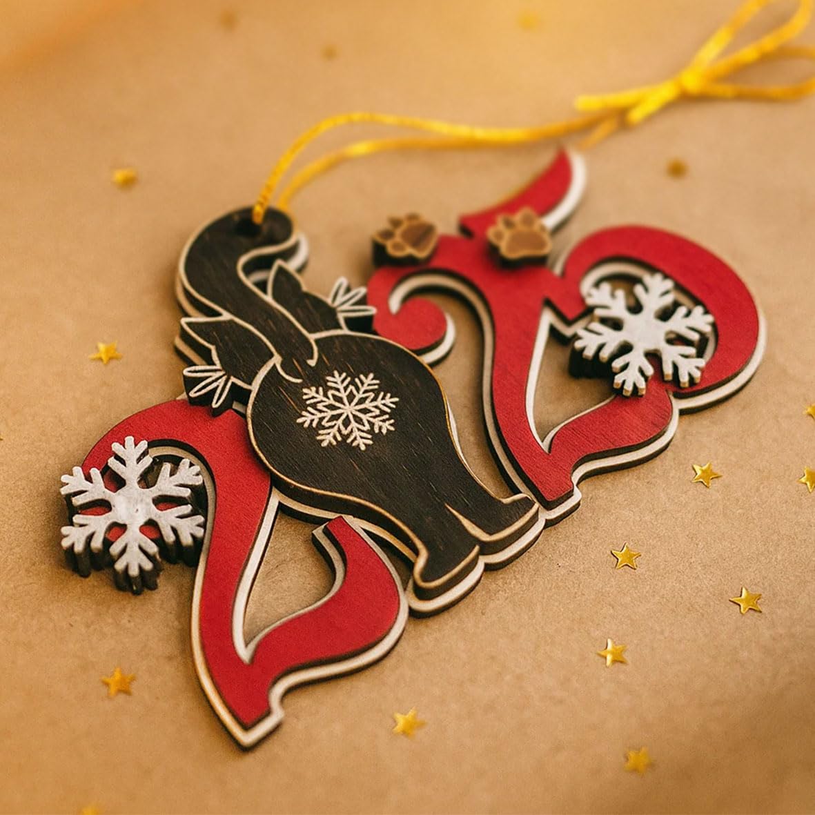 Black Cat 2025 Christmas Ornament – Funny Kitten Butt Wooden Tree Decoration with Snowflakes & Paw Prints for Cat Lovers, Pet Owner Christmas Décor