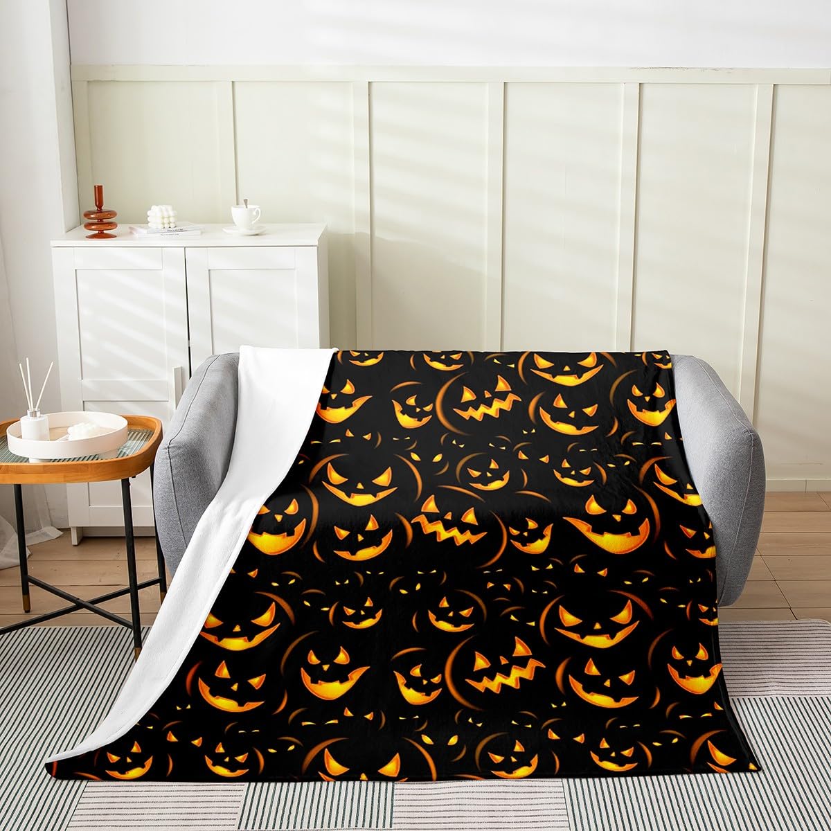 Pumpkin Lantern Flannel Fleece Throw Blanket Queen 90"x90" Halloween All Season Bed Blanket for Sofa Couch Pumpkin Lantern Fuzzy Blanket Utra Soft Magic Plush Blanket Yellow