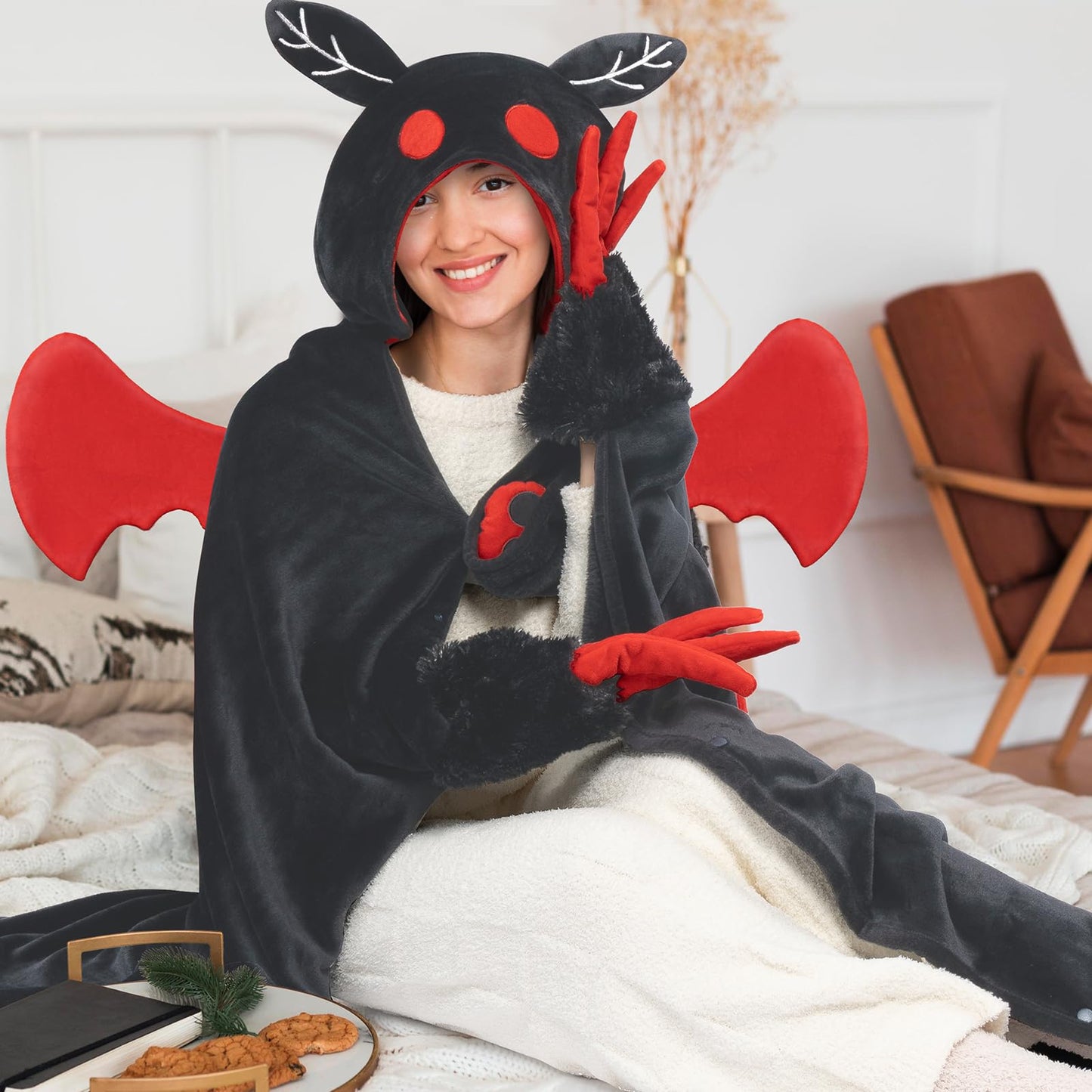 Mewaii Wearable Mothman Blanket Hoodie for Adults, Mothman Costume Hooded Cloak, Warm and Cozy Flannel Cute Animal Blanket Hoodie, Funny Blankets Gifts for Women And Males