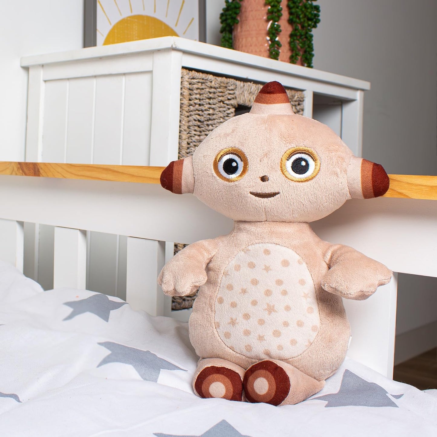 In The Night Garden Makka Pakka Talking Teddy Bear, Cbeebies Cute & sensory toys. Comforting sounds. Kids Toys & Baby toys 0-6 months, Brown