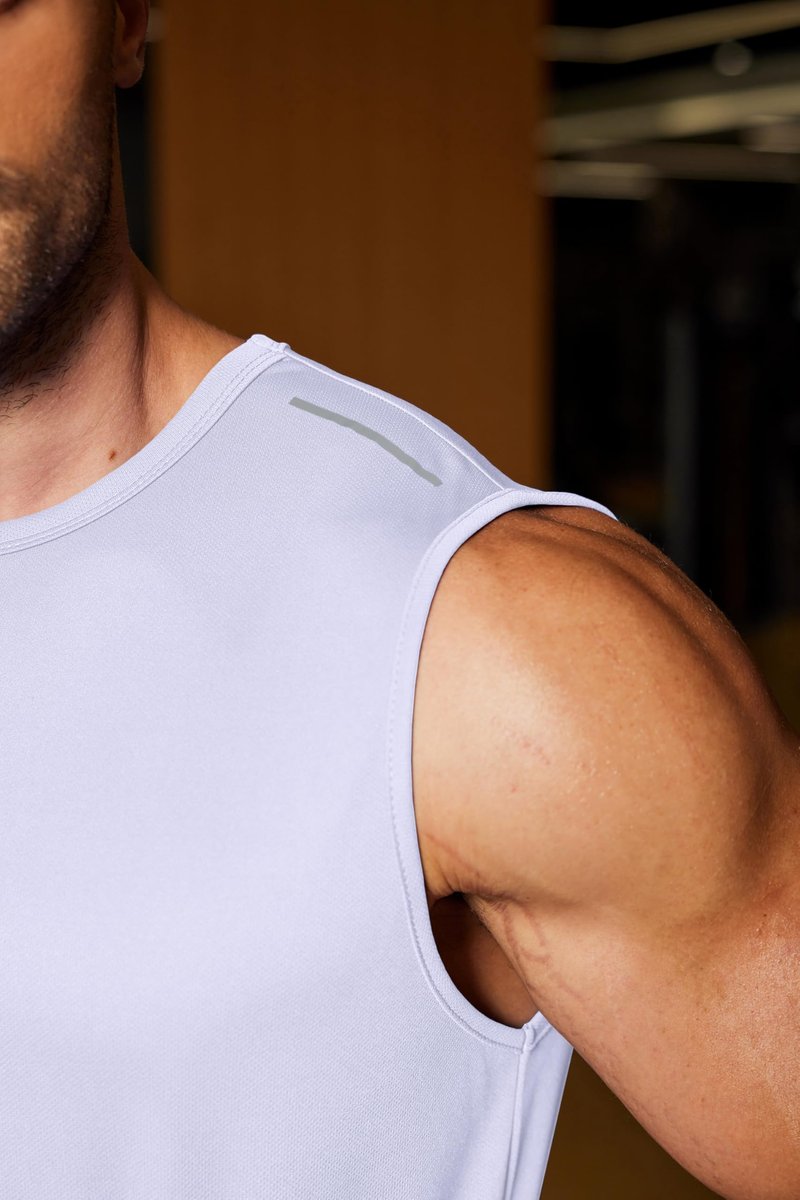 COOFANDY Men Sleeveless Workout T Shirts Muscle Tank Tops for Men Gym Shirts White Summer Athletic Running Tanks L