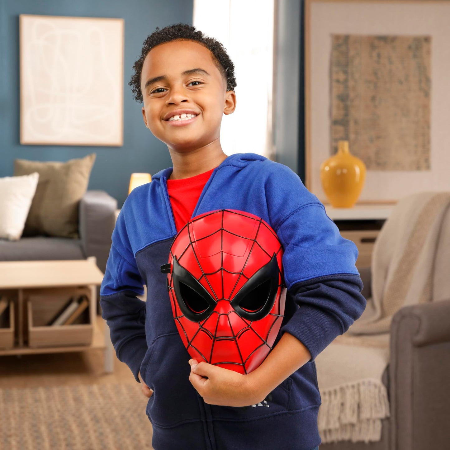 Marvel Spider-Man Glow FX Mask, Light-Up Role Play Toy, Super Hero Toys for Kids Ages 5+