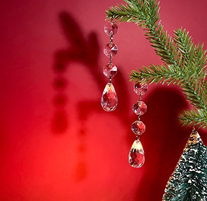 Christmas Ornaments Crystal Tree Decorations, 30Pcs Acrylic Clear Hanging Crystals for Centerpieces Teardrop Chandelier Garland Beads for Xmas Wedding Party Home Decor