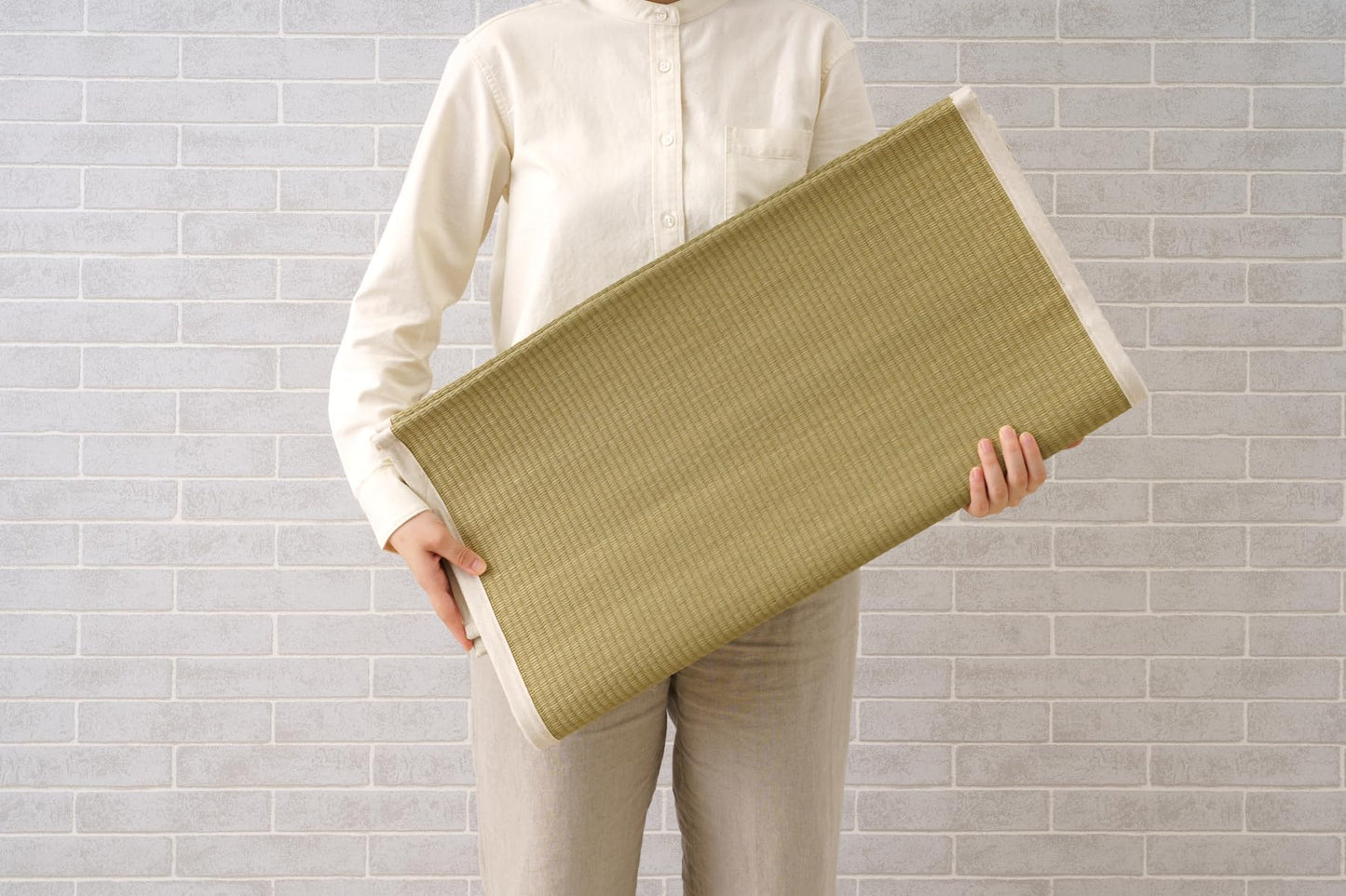FULI Japanese Tatami Igusa Rush Grass Sleeping Mat, Mattress Pad Futon Topper, Relaxation, Made in Japan - Queen Size (57.09" x 72.05")