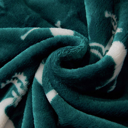 FY FIBER HOUSE Christmas Home Decor Flannel Fleece Throw Blanket for Couch Sofa with Reindeer Print，50"X60", Green