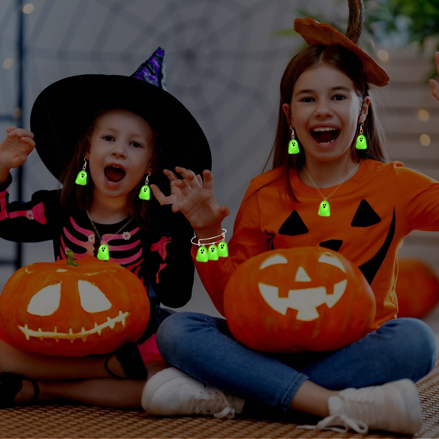 Augshy 64 Pcs Halloween Ghost Charms, Resin Ghost Charms Luminous Ghost Beads Halloween Pendant Bulk Glow in The Dark Ornament for DIY Bracelet Necklace Earrings Jewelry Making Accessories Decorations