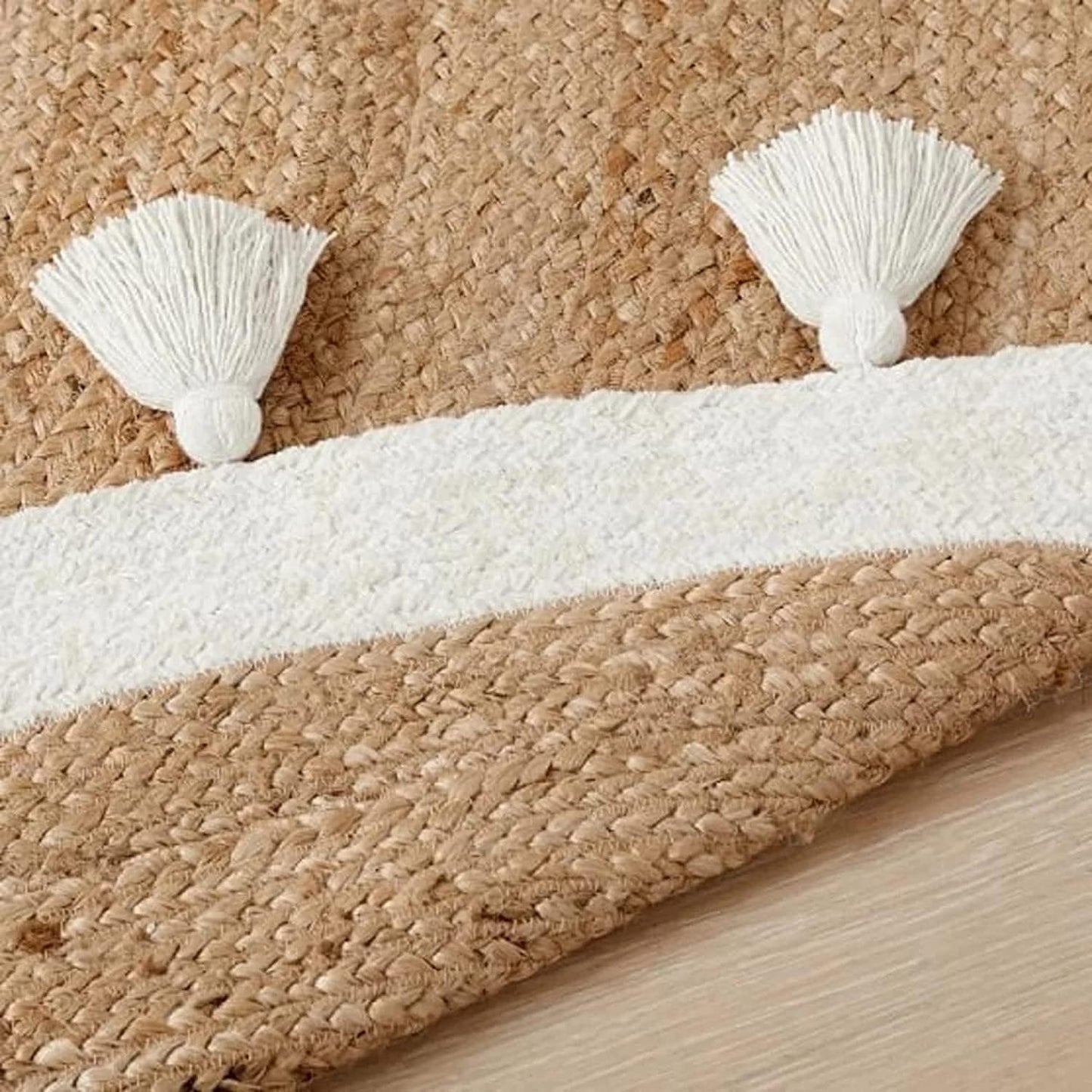 NAMASTE VINTAGE Fringed Braided Round Jute Rug (3' Round)