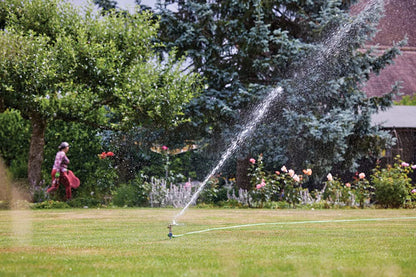 Silverline 868552 Spiked Impulse Sprinkler 1/2" Male - 300 mm