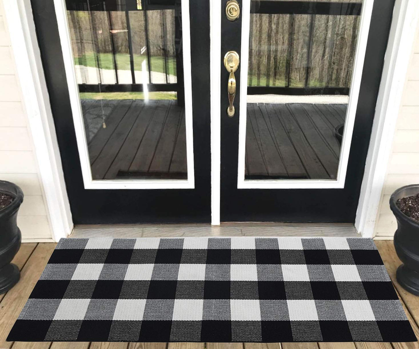 LEVINIS Buffalo Plaid Outdoor Rug - Retro Farmhouse Tartan Checkered Door Mat Black and White Hand-Woven Washable Floor Rugs for Kitchen/Bathroom/Entry Way/Laundry Room, 24'' x 51''