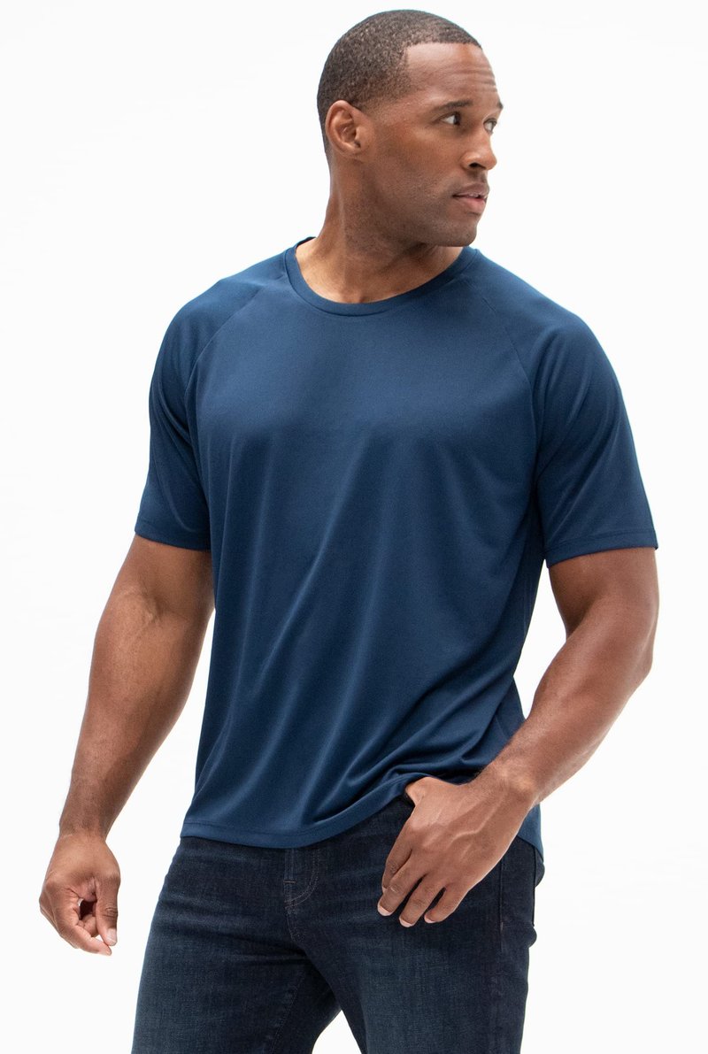 DEVOPS 5 Pack Men's Active Quick Dry t Shirts Athletic Running Gym Workout Short Sleeve Tee Tops Bulk (White/White/White/Navy/Black, Large)