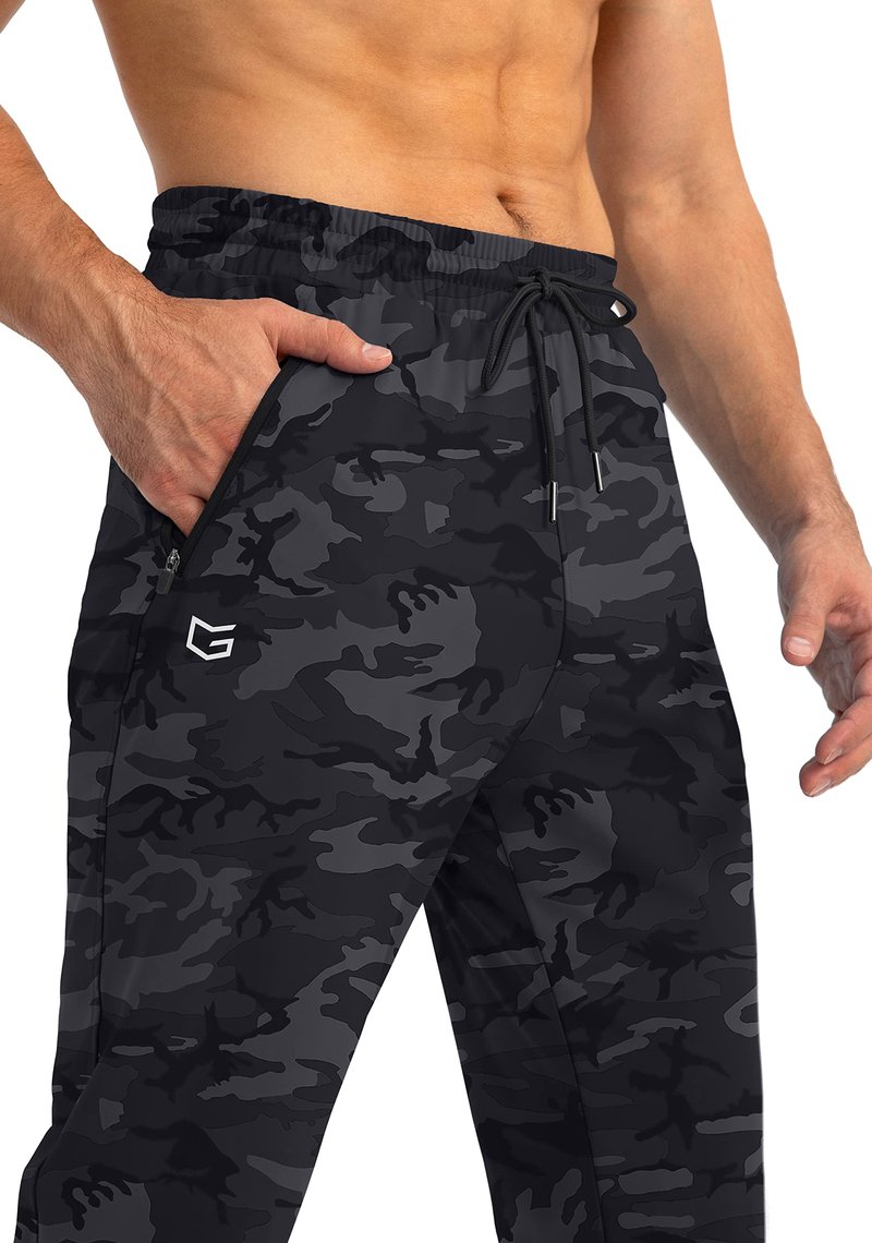 G Gradual Men's Sweatpants with Zipper Pockets Tapered Joggers for Men Athletic Pants for Workout, Jogging, Running (Grey Camo, Medium)