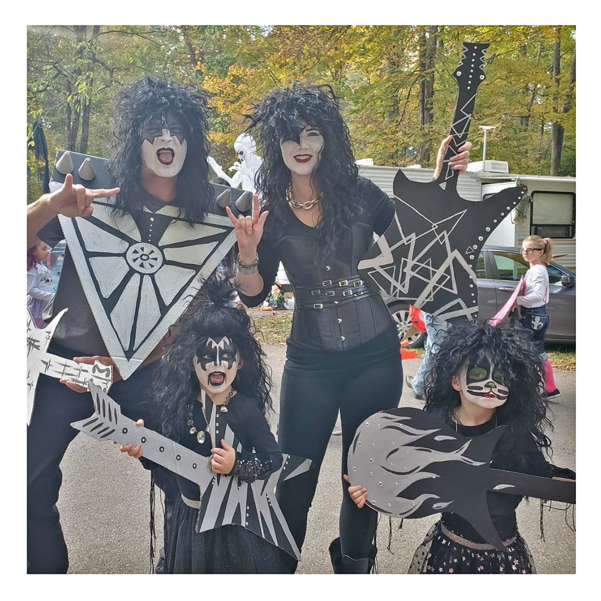 FantaLook Mens 80S Long Curly Black Rocker Costume Wig