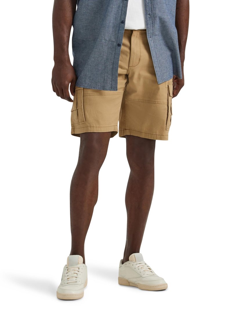 Lee Men's Extreme Motion Carolina Cargo Short, Bourbon, 34