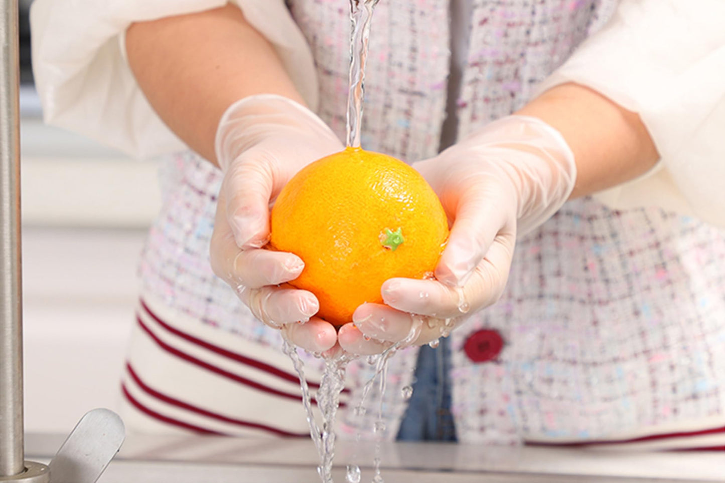 EDI Disposable Vinyl Gloves (Clear) - Powder-Free, Latex-Free (100, X-Large)