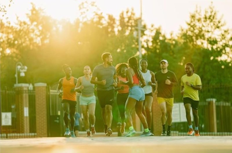 Saucony Men's Multi-Pack Bolt Performance Comfort Fit No-Show Socks, Black (6 Pairs), Shoe Size: 8-12